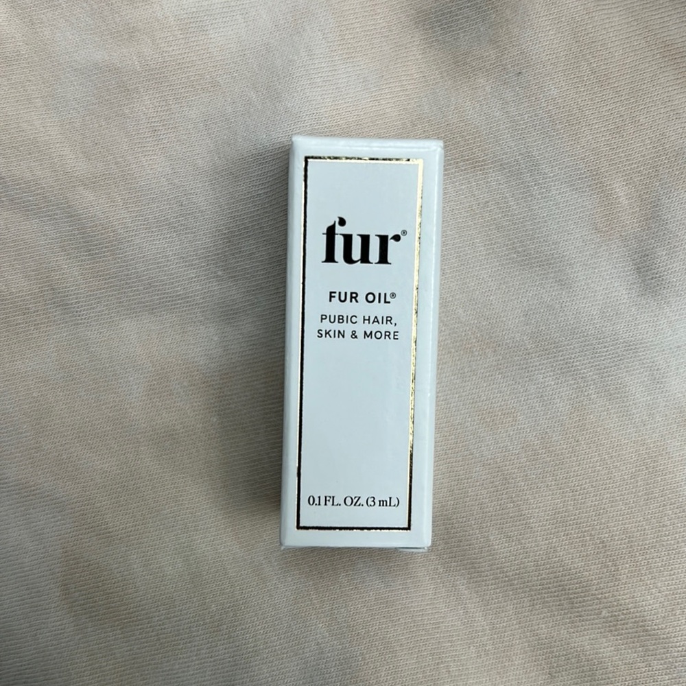 Fur Oil (SOFTENS HAIR, SOOTHES KP & PREVENTS INGROWNS)